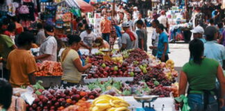 Locatarios de mercados capitalinos piden ser vacunados contra el Covid-19