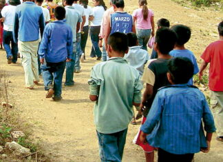 El gobierno de EE. UU. ha identificado unos 1.150 niños migrantes que fueron separados de sus padres en la frontera