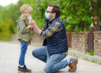 Experta dice como proteger a los niños de las variantes del nuevo coronavirus
