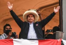 El maestro rural, Pedro Castillo se declara ganador de las elecciones de Perú