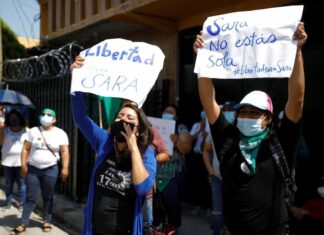 Salvadoreña procesada y enviada a prisión en 2013 por el delito de aborto queda en libertad