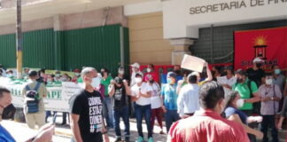 Empleados públicos realizan plantones y asambleas informativas exigiendo el pago de quinquenios