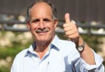 “No son opositores, todos son mis amigos: Xiomara, Yani, Mel y Salvador», dice Nasry Asfura