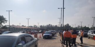 Largas filas se reportan en centros por segundo día de vacunación