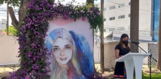 Joven lenca hondureña destaca en un libro a mujeres que rompen estereotipos