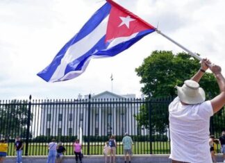 Libertad para Cuba, Nicaragua y Venezuela gritan miles de personas en Miami