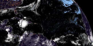 Elsa descarga lluvias en Cuba antes de acercarse a los Cayos de Florida