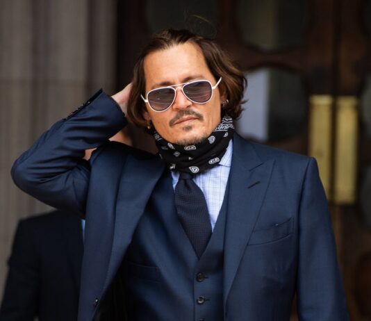 Johnny Depp publica su nuevo álbum, «18», junto al guitarrista Jeff Beck