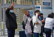 Una madre mexicana huye con hijos a EEUU tras un violento secuestro del narco