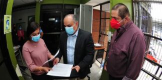 Partido Liberal interpone denuncia contra el Partido Nacional por politización de vacunas contra el Covid-19