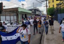 Maestros de Proheco protestan por incumplimiento de demandas salariales y permanencia