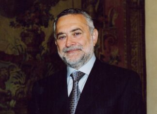 «Mezcla de vacunas de Moderna y AztraZeneca puede ser bueno y efectivo»: Sir Moncada