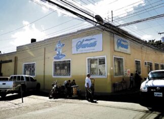 Despiden a más de 300 empleados de personal encargado de distribución de agua, denuncia sindicato del SANAA