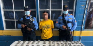 Con 90 envoltorios de supuesta marihuana sujeto es arrestado en la zona norte