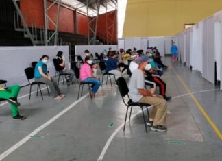 Salud desmiente denuncias por falta de oxígeno en los triajes de la capital