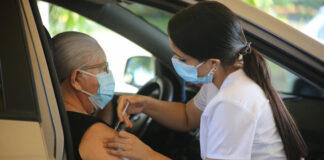 Honduras comienza a aplicar la segunda dosis de vacuna AstraZeneca anuncia SESAL