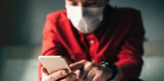 Más de un millón de hondureños consumen información falsa en redes sociales