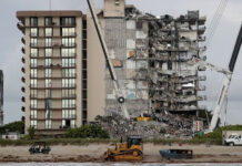 Aumentan a 24 los fallecidos en el derrumbe de Miami-Dade