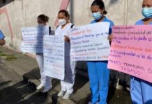 Enfermeras del hospital Leonardo Martínez exigen pago de salarios atrasados