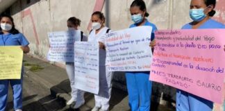 Enfermeras del hospital Leonardo Martínez exigen pago de salarios atrasados