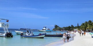 Diputados de la oposición votan en contra de la ley para reactivar el turismo en el país