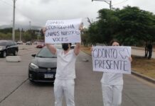 Estudiantes de odontología anuncian protestas para que les apliquen la vacuna contra el Covid-19 y poder regresar a clases
