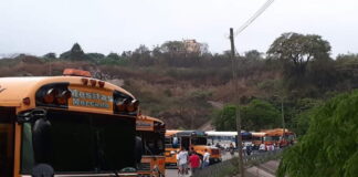 Transportistas no llegan a acuerdos con el gobierno y anuncian un paro de labores para este martes