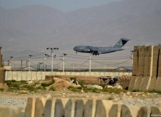 EEUU empieza a retirar las tropas que quedaban en el aeropuerto de Kabul