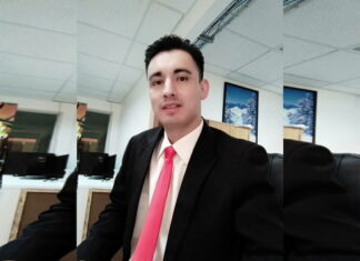 «Estoy tan jodido que trabajaría por 50 centavos el día» posteó Allan Fajardo, tras su renuncia a Deportes TVC