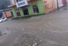 Inundadas las calles de Comayagua tras fuertes lluvias en las últimas horas