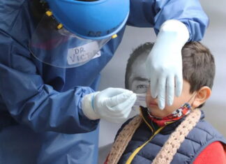 Siguen incrementando los contagios de Covid-19 en menores de edad