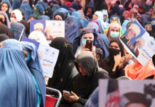 México recibe a 124 refugiados de Afganistán, la mayoría periodistas