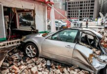 Ida mantiene el peligro como tormenta tropical tras devastar Luisiana