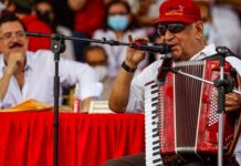 Fallece el cantautor hondureño Macario Mejía, famoso por su canción “JOH es pa fuera que vas”