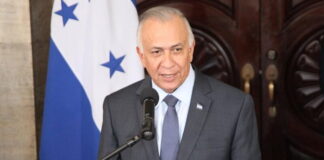 Mauricio Oliva: «Abrir el Congreso Nacional para hacer sesiones sería un riesgo enorme»