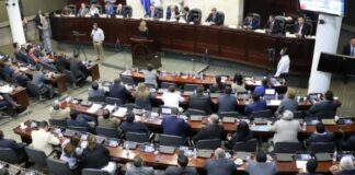 A finales de septiembre se reanudarían las sesiones presenciales en el Congreso Nacional