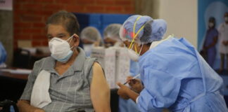 Piden descentralizar las vacunas anticovid para que los centros de salud comiencen a inocular a la población