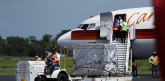 El Salvador recibe un donativo de vacunas Pfizer enviado por Estados Unidos