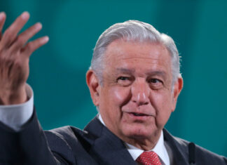 López Obrador reta a la oposición a que se una para echarlo el próximo año