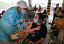 Científico hondureño califica como exitosa la combinación de vacunas con Sputnik V en el país