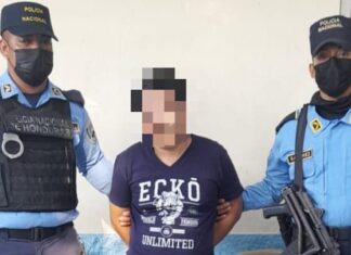 Hondureño que quemó las manos de su hija por no grabar vídeo íntimo, queda en libertad