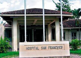 Colapsado el hospital San Francisco de Juticalpa, mientras el hospital móvil sigue sin operar