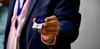 El CNE aprueba los términos de referencia para contratar 20 mil lectores de huella en las elecciones generales