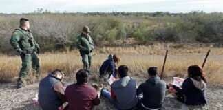 EE. UU. someterá a juicio a adultos que hayan sido deportados y retornen nuevamente al país