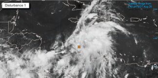 Autoridades de Copeco vigilan una onda tropical localizada al este de Gracias a Dios