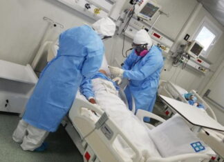 El hospital móvil de San Pedro Sula se encuentra colapsado de pacientes con Covid-19