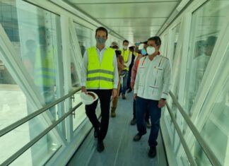 Presidente de Munich Airport International se reunió con el presidente Hernández en su visita al Aeropuerto Internacional de Palmerola