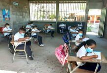 El 90% de las escuelas Proheco imparte clases semipresenciales en Comayagua