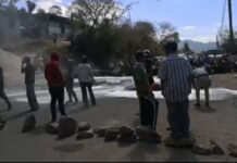 Protestas en la salida a Olancho exigiendo al alcalde capitalino la instalación de un puente
