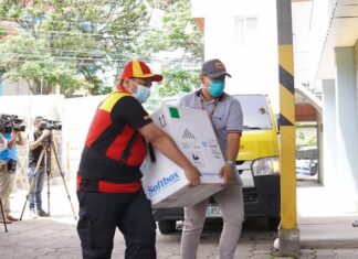 Secretaría de Salud recibe nuevo lote de 105.300 dosis de vacuna Pfizer